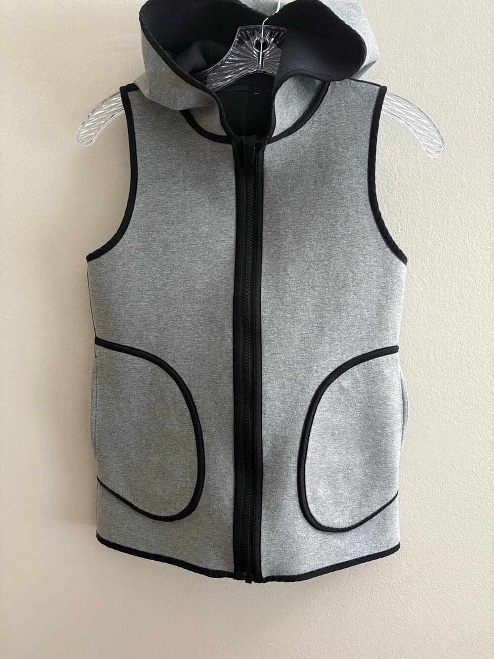 Lululemon Reversible Hooded Fleece Vest Gray & Black Size 4 XS